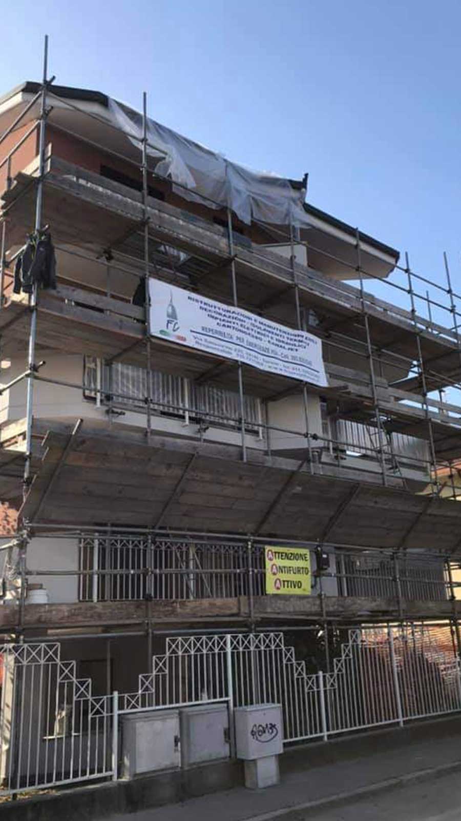 Rifacimento facciata e ristrutturazione condominio e privato a Torino